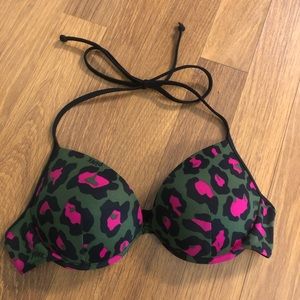 Victoria’s Secret bikini top